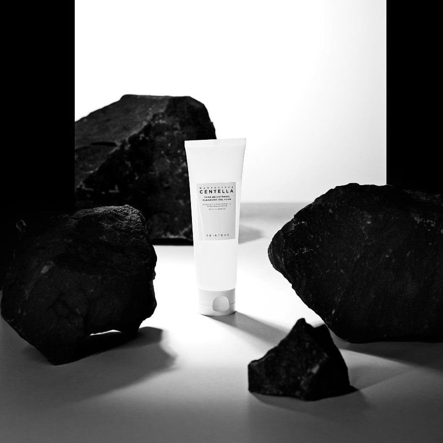 SKIN1004 Madagascar Centella Tone Brightening Cleansing Gel Foam 125ml - Image 4